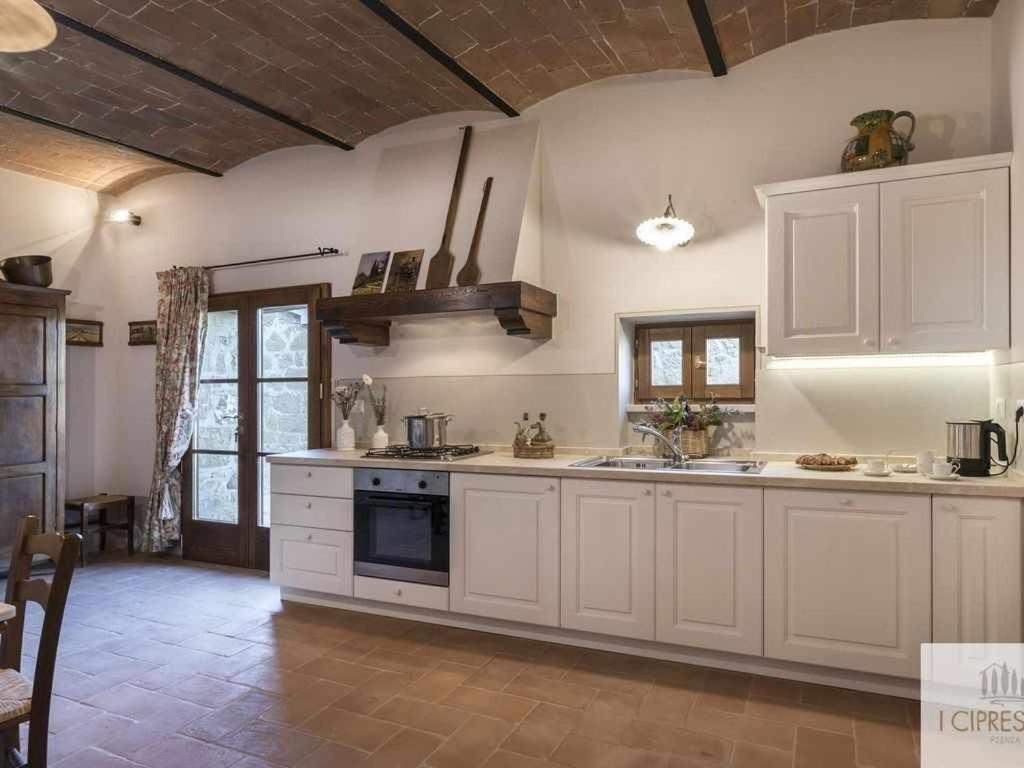 Villa I Cipressini Piscina Riscaldata Spa Toscana Pienza Bagian luar foto